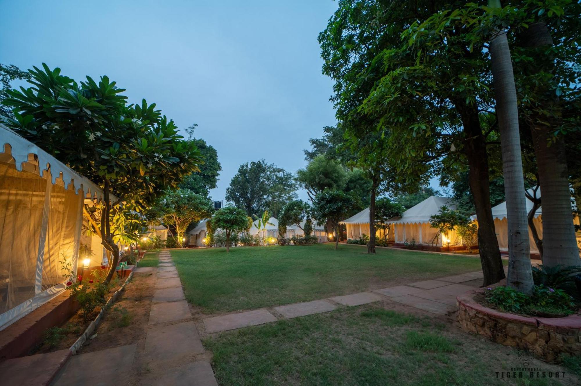 Ranthambore Tiger Resort Савай Мадхопур Екстериор снимка